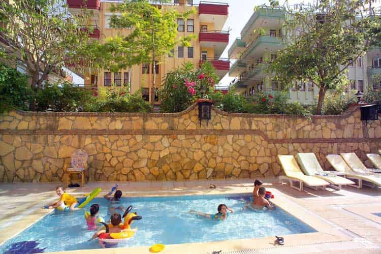 Big Blue Suite Hotel